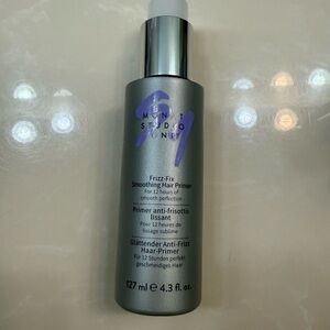 Frizz-Fix Smoothing Hair Primer